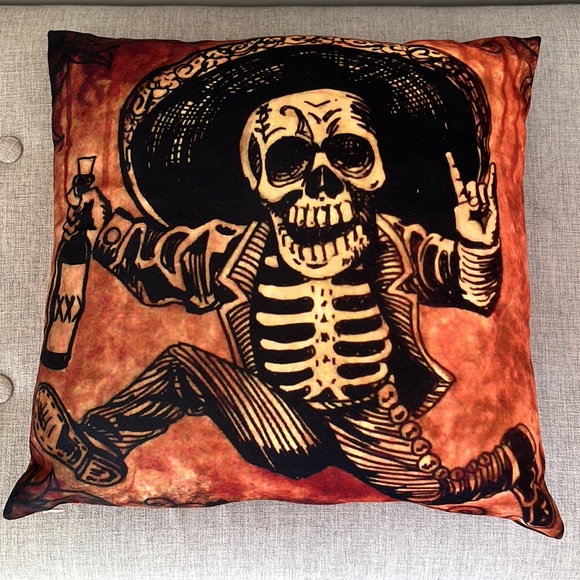 Bandito Skull Accent Pillow - Picture 2 of 6